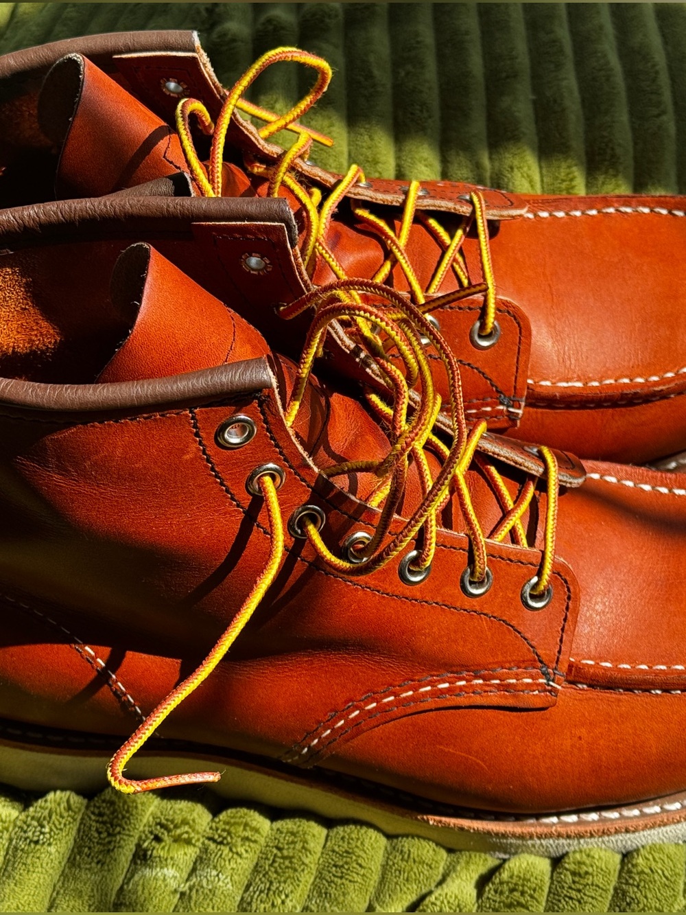 Men’s Red Wings Classic 6 Inch Moc Toe Boot - Picture 7 of 7